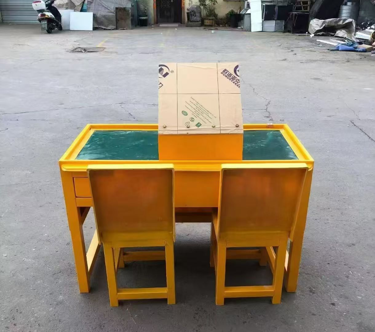 武定防静电导通桌井下煤矿火工品发放桌：危险品流转的安全守护者